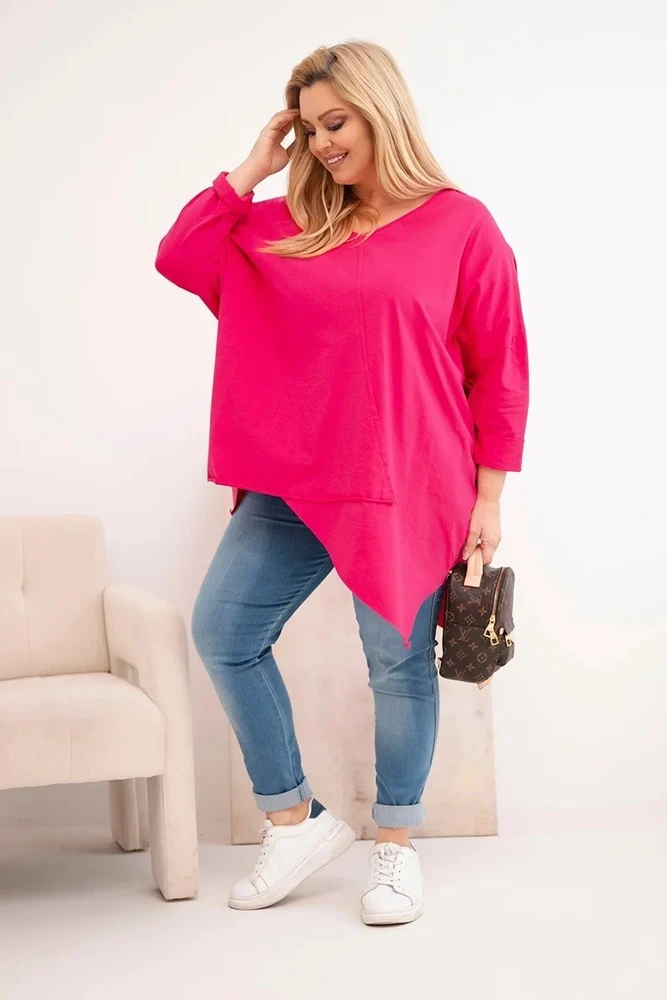 Moteriška Plus Size palaidinė su asimetriniu apačios kraštu ir V formos iškirpte, fuksijos spalvos