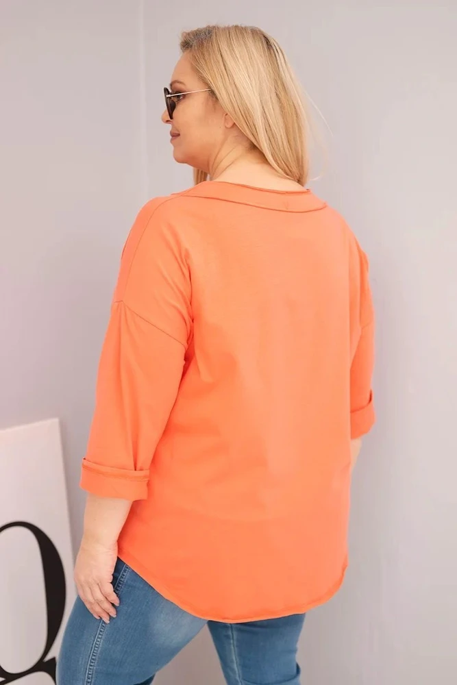 Moteriška Plus Size palaidinė su gilia V formos iškirpte ir asimetriniu apačios kraštu, persikų spalvos