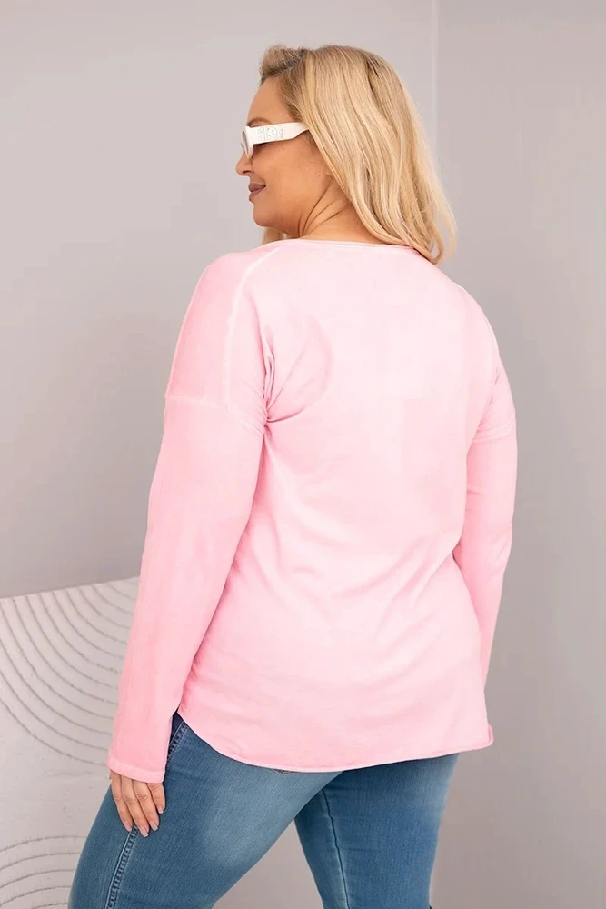 Moteriška Plus Size palaidinė su V formos iškirpte ir ilgesne nugara, šviesiai rožinė