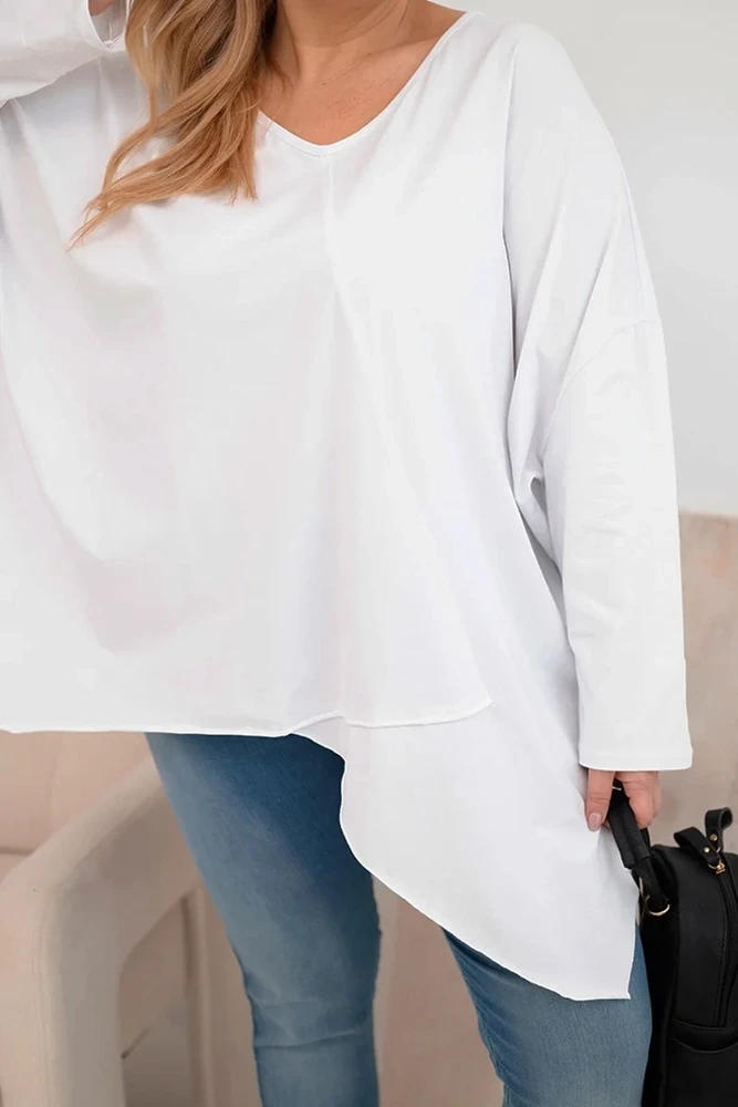 Moteriška Plus Size palaidinė su V formos iškirpte ir asimetriniu apačios kraštu, balta