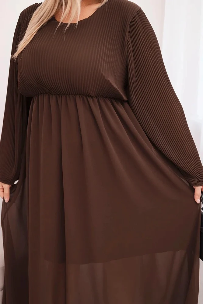 Moteriška Plus Size plisuota suknelė ilgomis rankovėmis, rudos spalvos