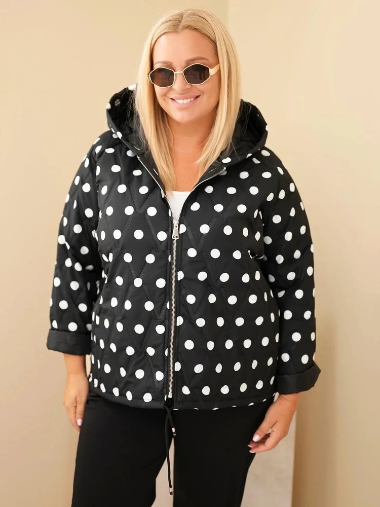 Moteriška Plus Size striukė su gobtuvu ir taškuotu raštu, juoda