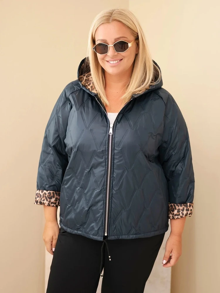 Moteriška Plus Size striukė su gobtuvu ir leopardo rašto apdaila, tamsiai mėlyna