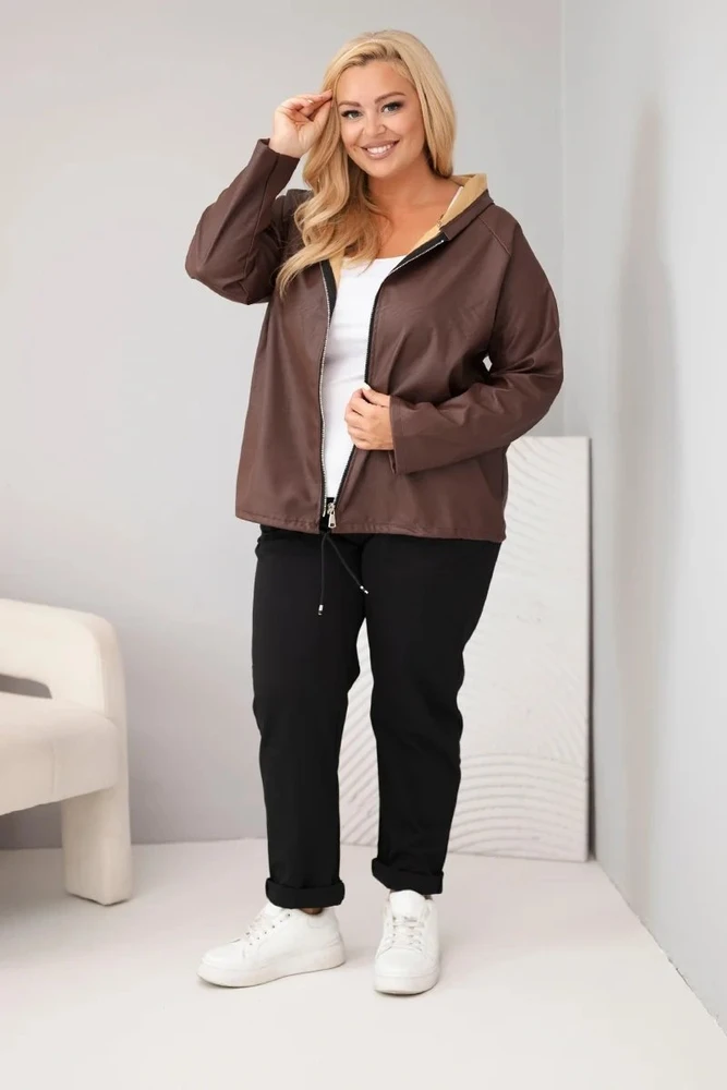 Moteriška Plus Size striukė su gobtuvu ir reguliuojama apačia, ruda