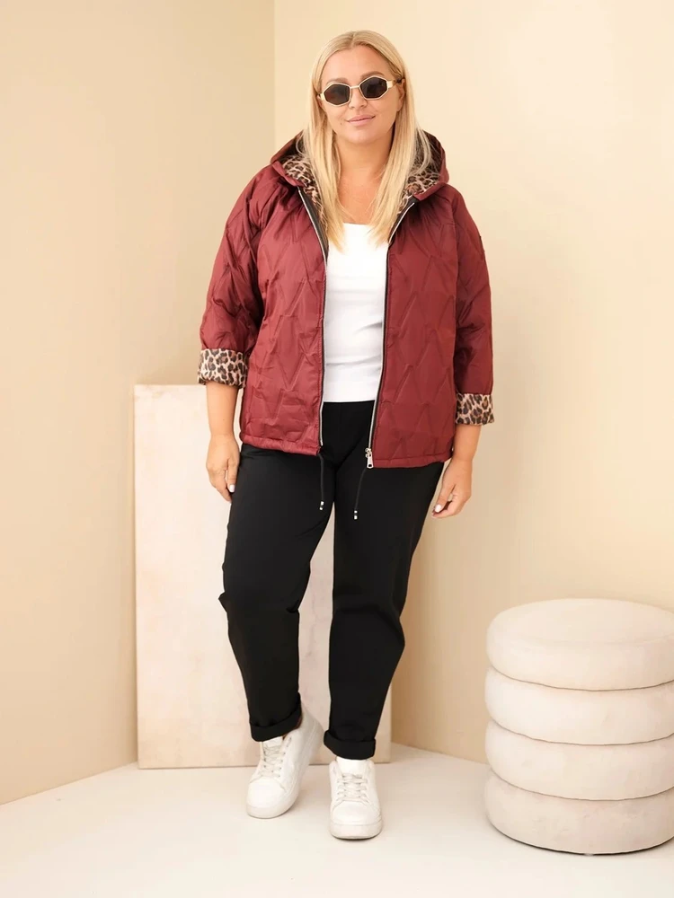 Moteriška Plus Size striukė su gobtuvu ir leopardo rašto apdaila, burgundiška