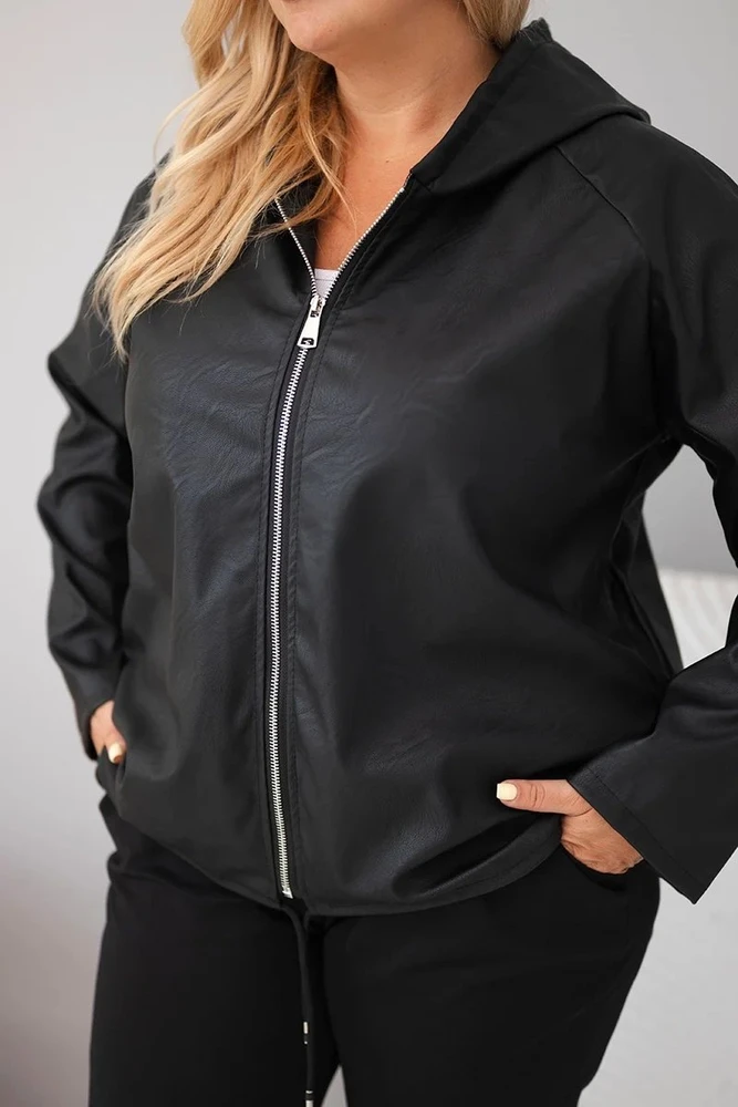 Moteriška Plus Size striukė su gobtuvu ir reguliuojama apačia, juoda
