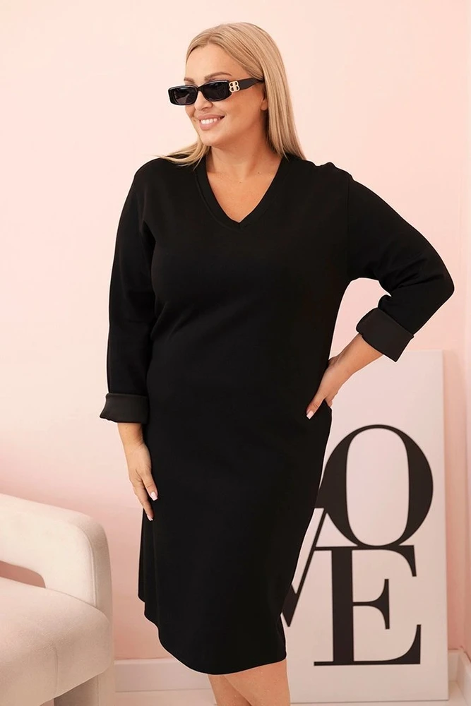 Moteriška Plus Size suknelė juodos spalvos