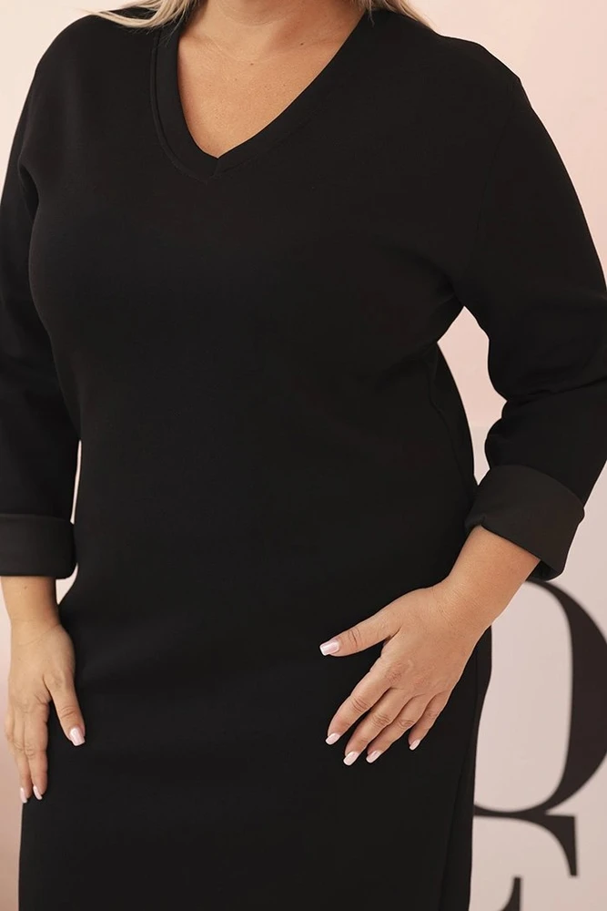 Moteriška Plus Size suknelė juodos spalvos