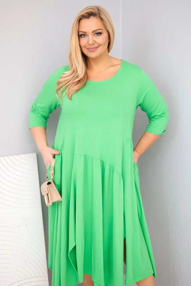 Moteriška Plus Size suknelė su asimetrišku apačios kraštu, šviesiai žalios spalvos