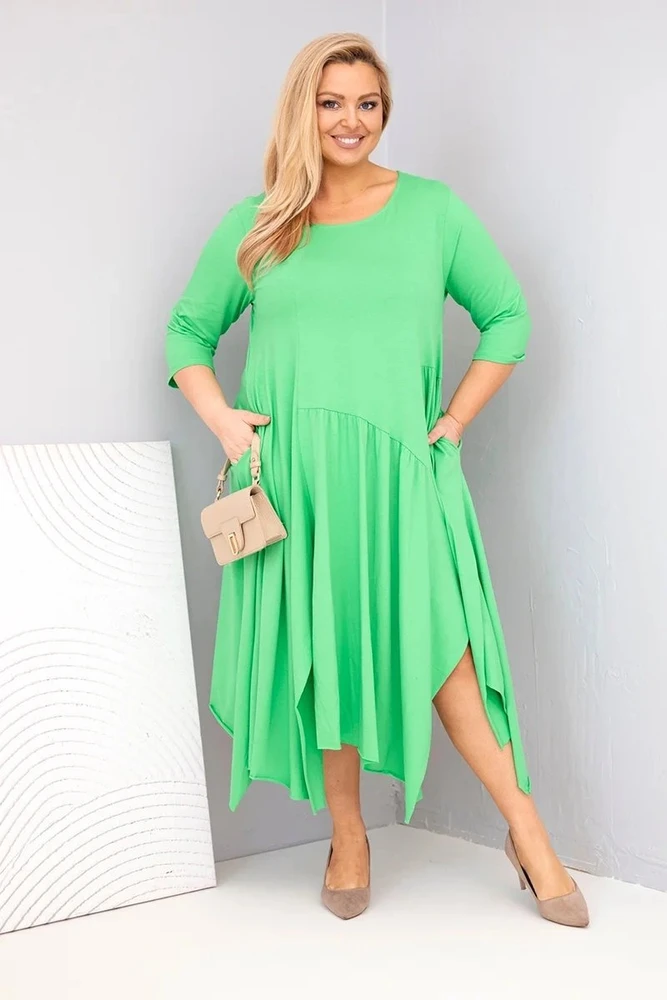 Moteriška Plus Size suknelė su asimetrišku apačios kraštu, šviesiai žalios spalvos