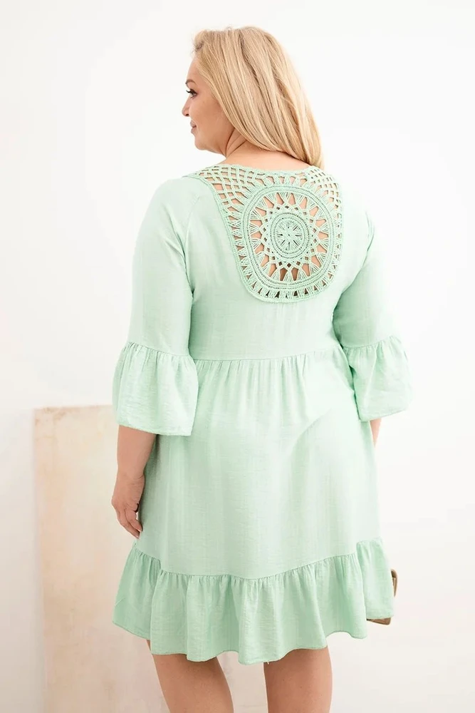 Moteriška Plus Size suknelė su ažūrine detale, tamsios mėtų spalvos