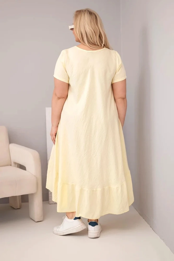 Moteriška Plus Size suknelė su trumpomis rankovėmis ir raukinuku, geltonos spalvos