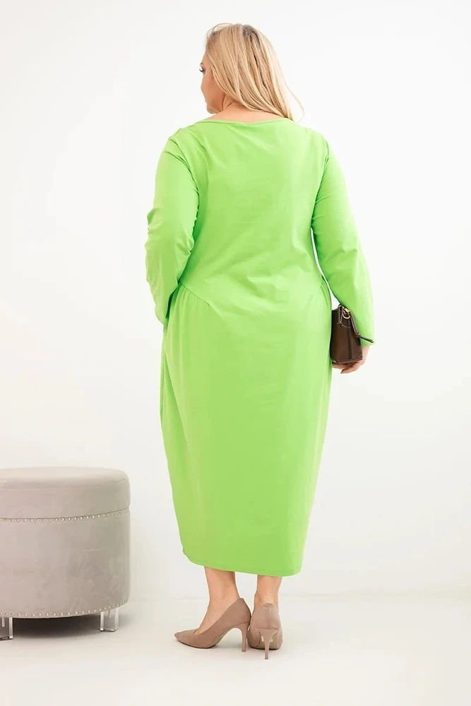 Moteriška Plus Size suknelė, šviesiai žalios spalvos