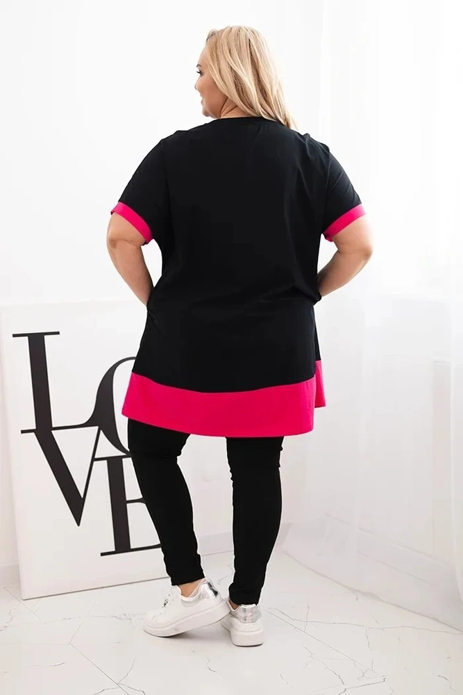 Moteriška Plus Size tunika su gėlių raštu ir dekoratyviniais perlais, fuksijos spalvos