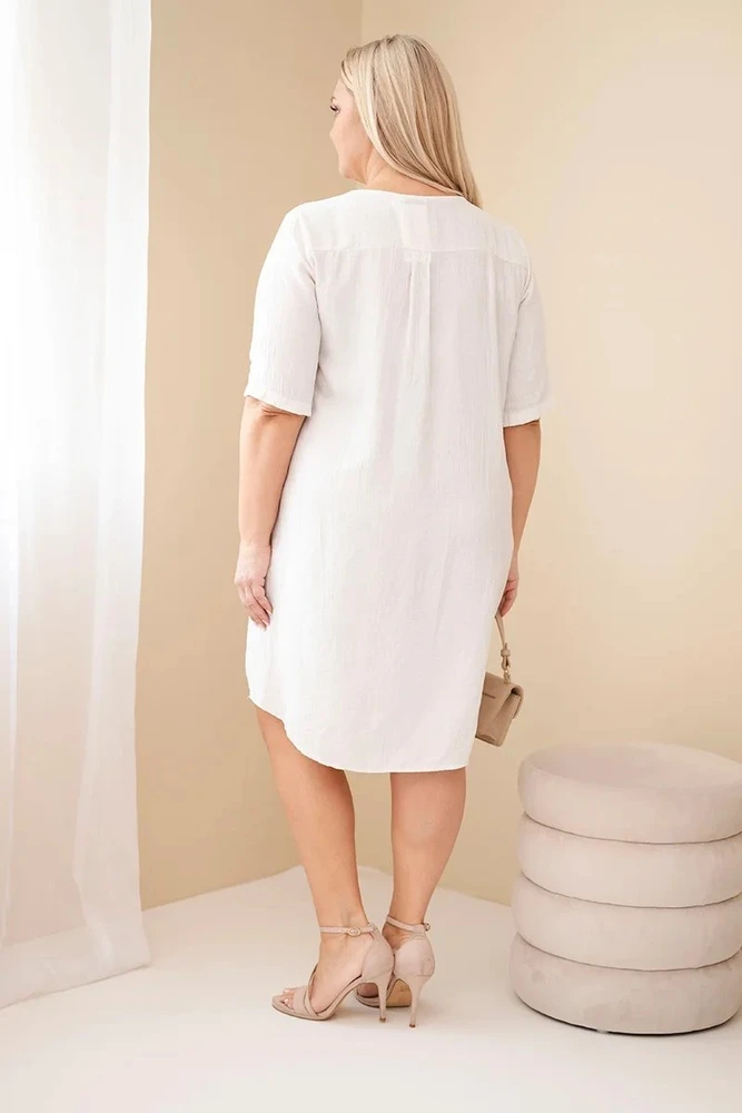 Moteriška Plus Size viskozės suknelė su trumpomis rankovėmis ir V formos iškirpte, smėlio spalvos