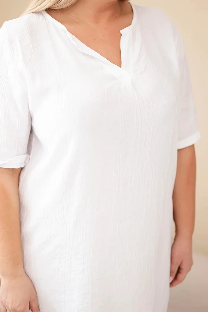 Moteriška Plus Size viskozės suknelė trumpomis rankovėmis ir V formos iškirpte, balta