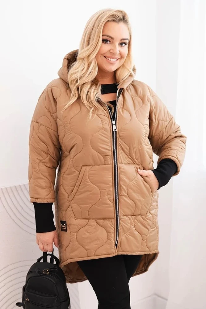 Moteriška Plus Size žieminė dygsniuota striukė su gobtuvu, kapučino spalvos