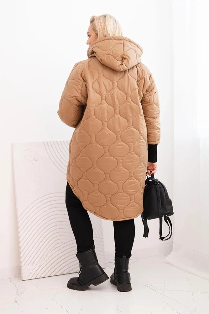 Moteriška Plus Size žieminė dygsniuota striukė su gobtuvu, kapučino spalvos