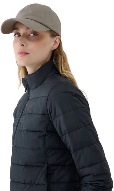 Moteriška prigludusio kirpimo striukė 4F F533, juoda