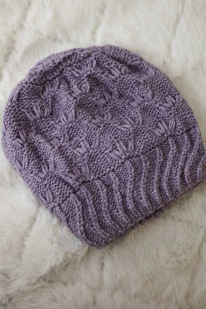 Moteriška žieminė kepurė Dagmara, violetinės spalvos
