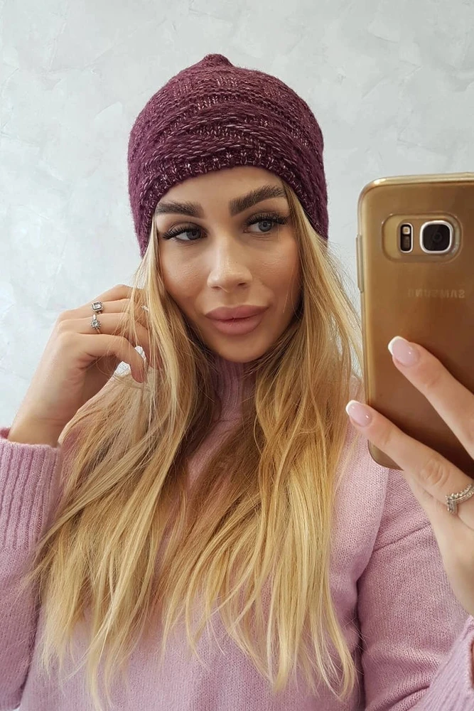 Moteriška žieminė kepurė su fliso pamušalu Edyta K298, tamsiai violetinė