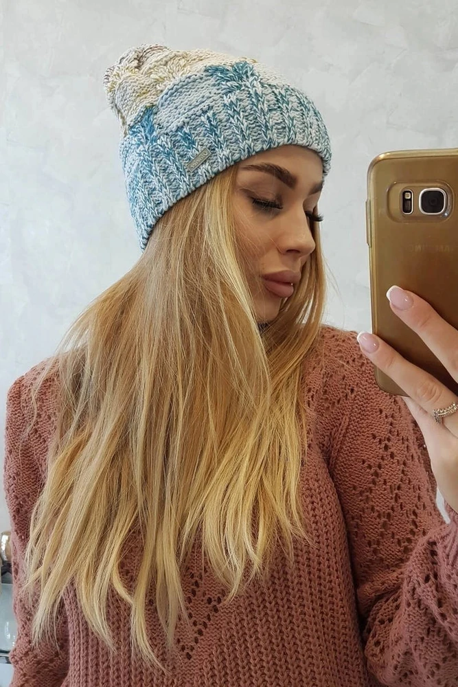 Moteriška žieminė kepurė su fliso pamušalu Dolores, kivių žalios spalvos