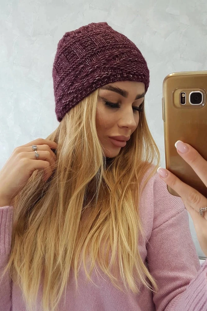Moteriška žieminė kepurė su fliso pamušalu Edyta K298, tamsiai violetinė