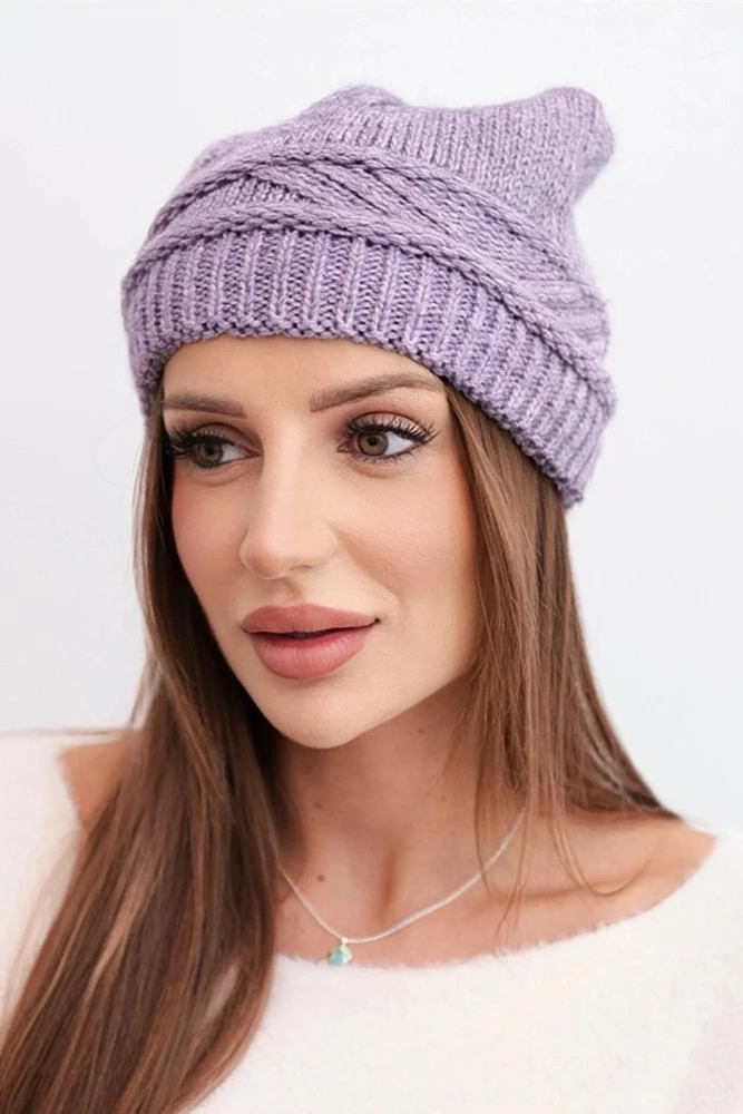 Moteriška žieminė kepurė su pynių raštu K428, violetinės spalvos
