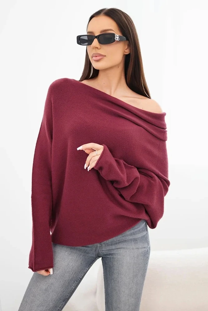 Moteriškas asimetrinis megztinis su „batwing“ rankovėmis, slyvų spalvos