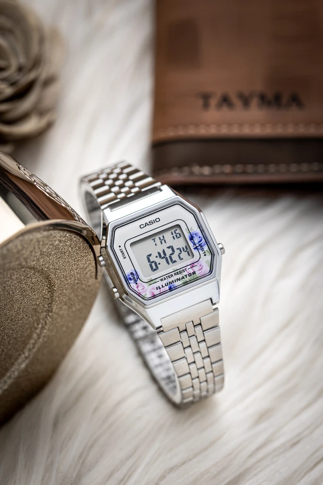 Moteriškas laikrodis CASIO Collection Retro LA680WA-4CDF