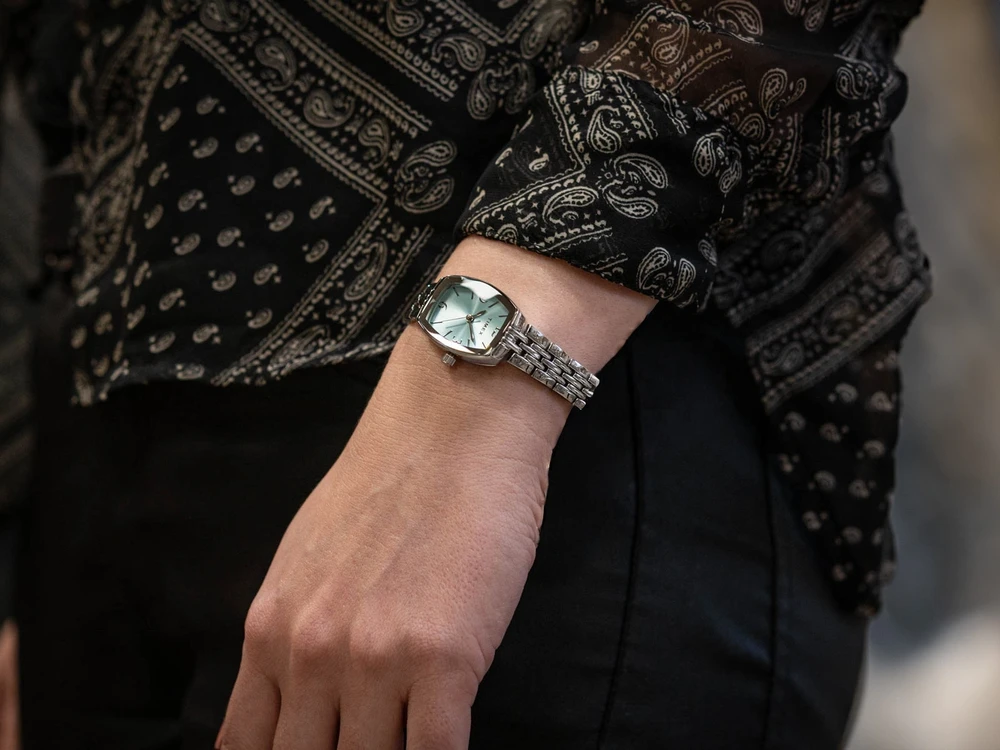 Moteriškas laikrodis TIMEX Trend TW2Y22500 + BOX