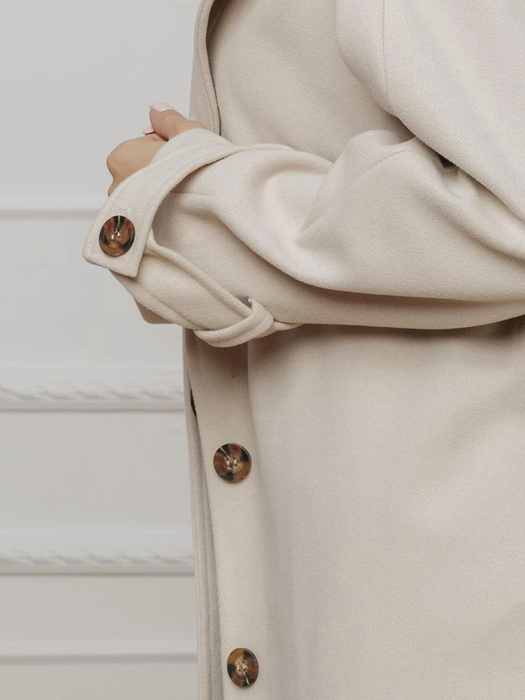 Moteriškas paltas - juodas
