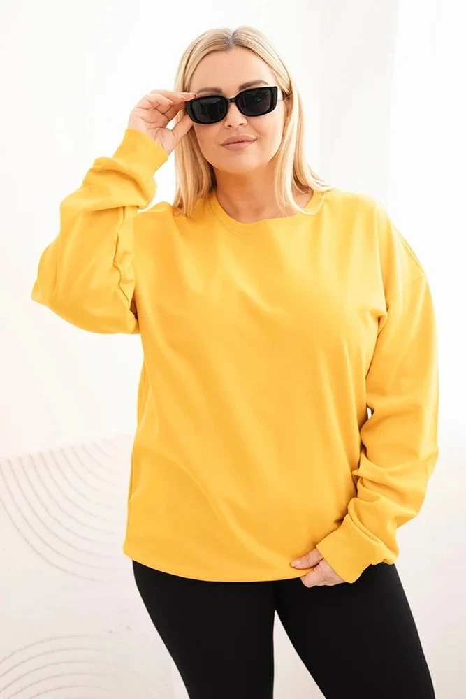 Moteriškas Plus Size džemperis su apvalia iškirpte, garstyčių spalvos
