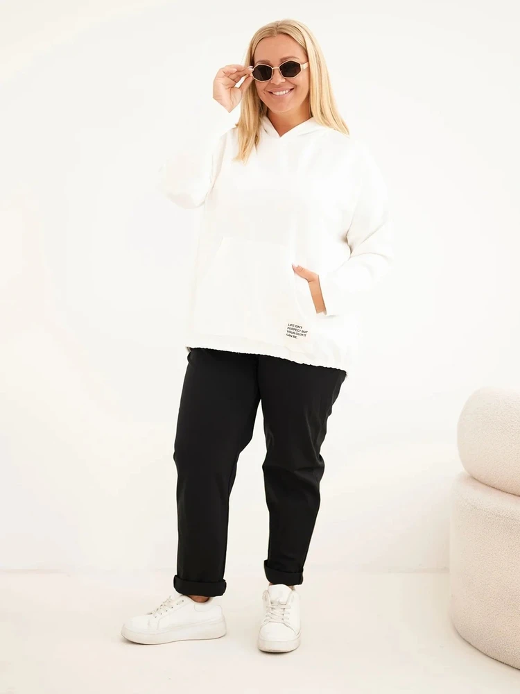 Moteriškas Plus Size džemperis su gobtuvu ir kišene kengūra, ekru spalvos