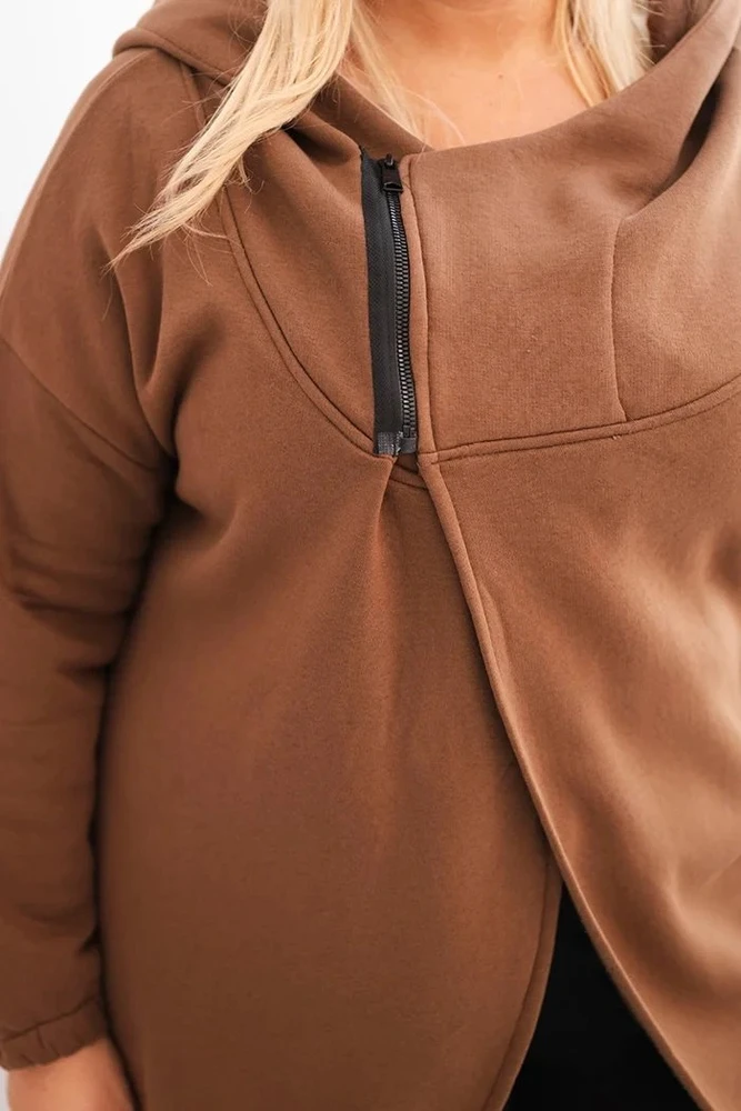 Moteriškas Plus Size džemperis su gobtuvu ir asimetrišku užtrauktuku, rudos spalvos