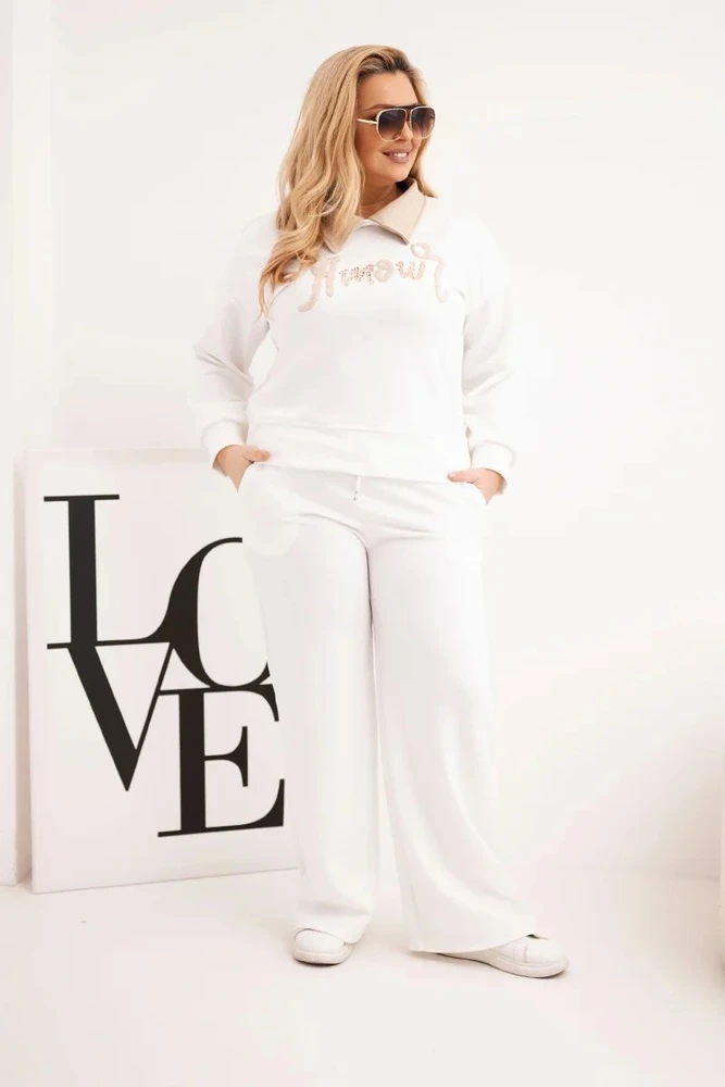 Moteriškas Plus Size komplektas su plačiomis kelnėmis ir apykakle, baltos spalvos