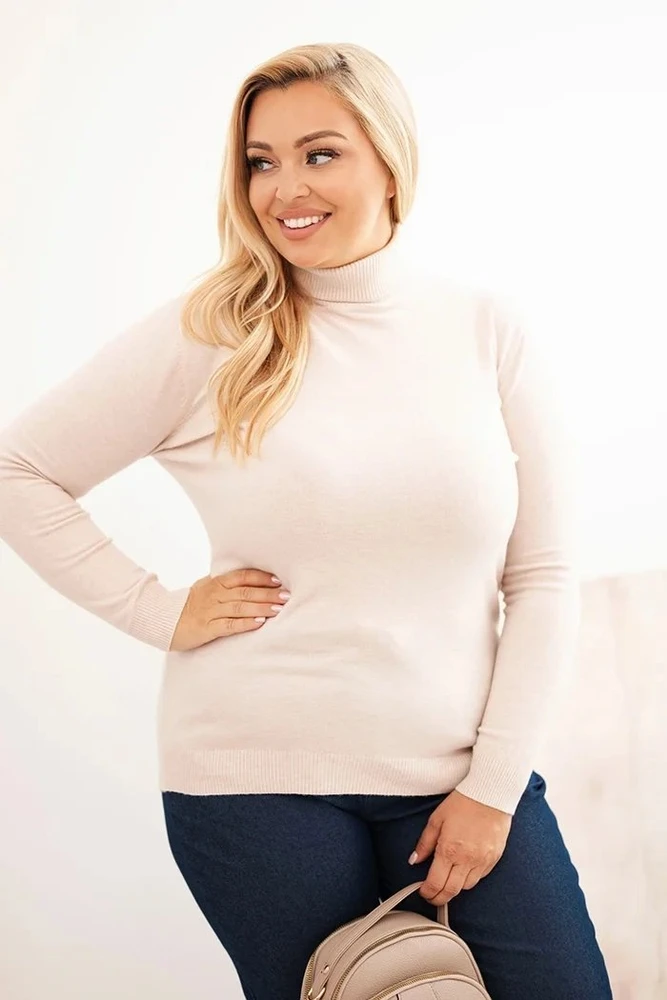 Moteriškas Plus Size viskozinis megztinis aukštu kaklu, smėlio spalvos