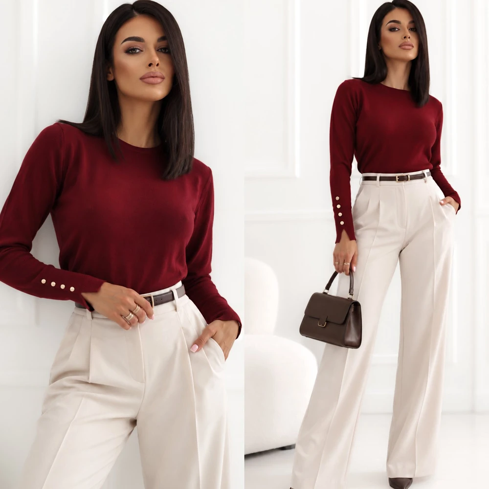 Moteriškas prigludęs megztinis su apvalia iškirpte Italy Moda, bordo