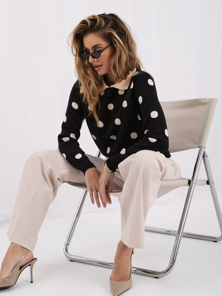 Moteriškas viskozinis megztinis su apykakle Italy Moda, juodas