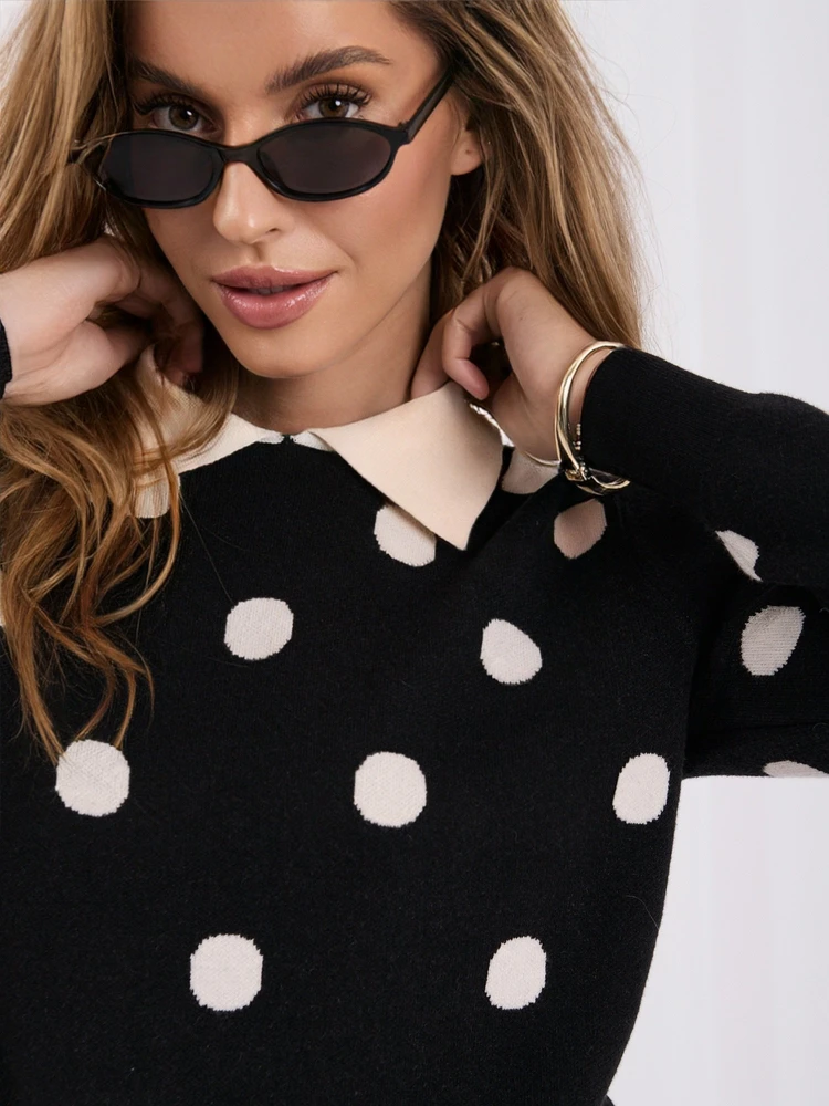 Moteriškas viskozinis megztinis su apykakle Italy Moda, juodas