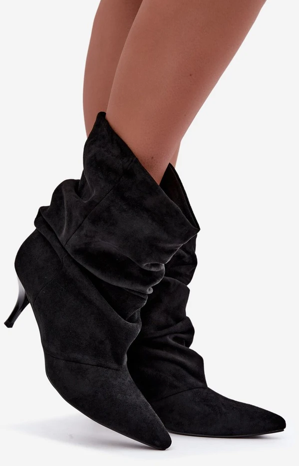 Moteriški aulinukai su plonu kulnu, juodi