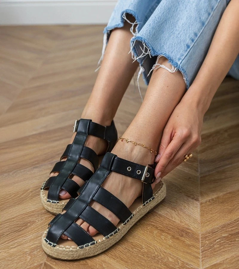 Moteriški juodi espadrilės sandalai su uždaru priekiu