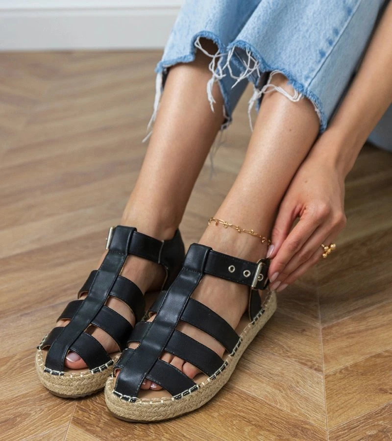 Moteriški juodi espadrilės sandalai su uždaru priekiu