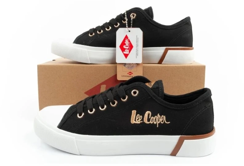 Moteriški kedai su raišteliais Lee Cooper, juodi