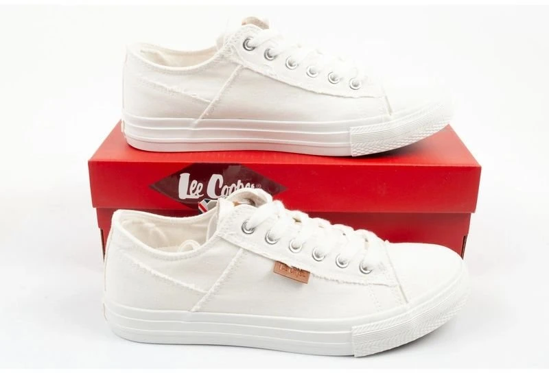 Moteriški kedai su raišteliais Lee Cooper, balti