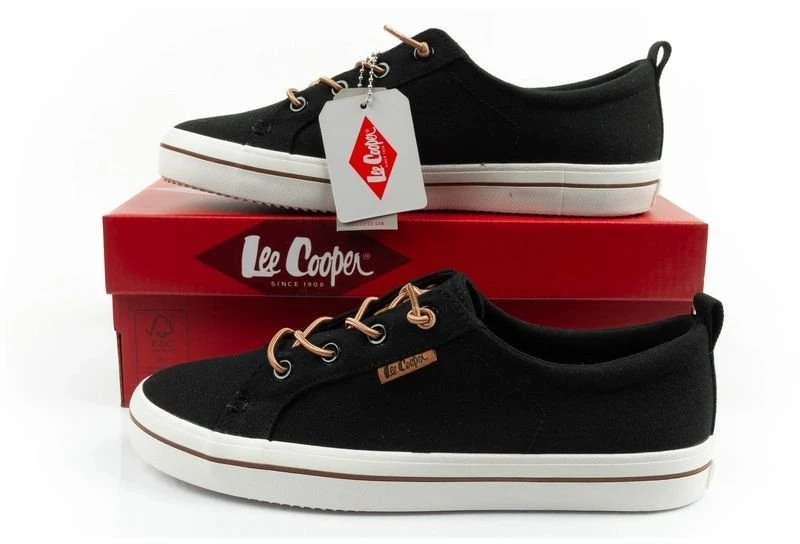 Moteriški kedai su tekstiliniu viršumi Lee Cooper, juodi