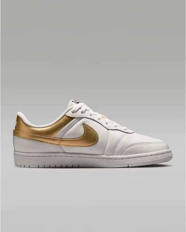 Moteriški laisvalaikio batai Nike Air Jordan Skyline Low LE, balti