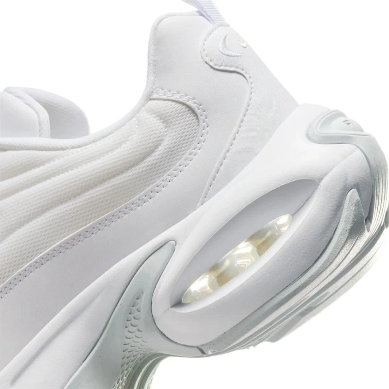 Moteriški sportbačiai Nike Air Max Portal, balti