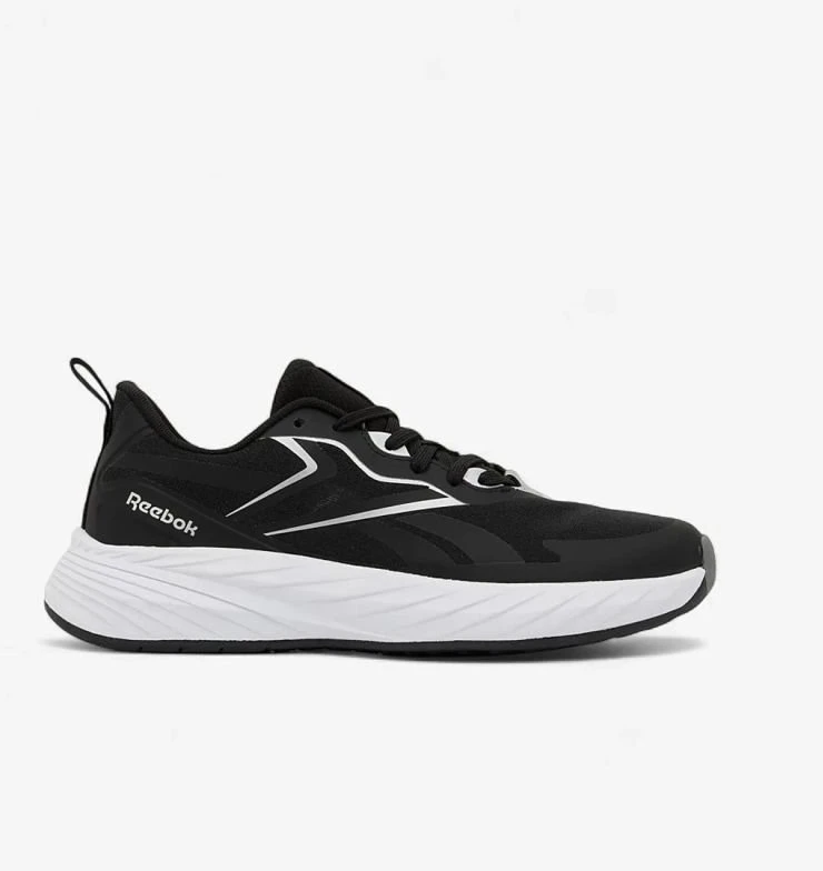 Moteriški sportbačiai Reebok Verse, juodi
