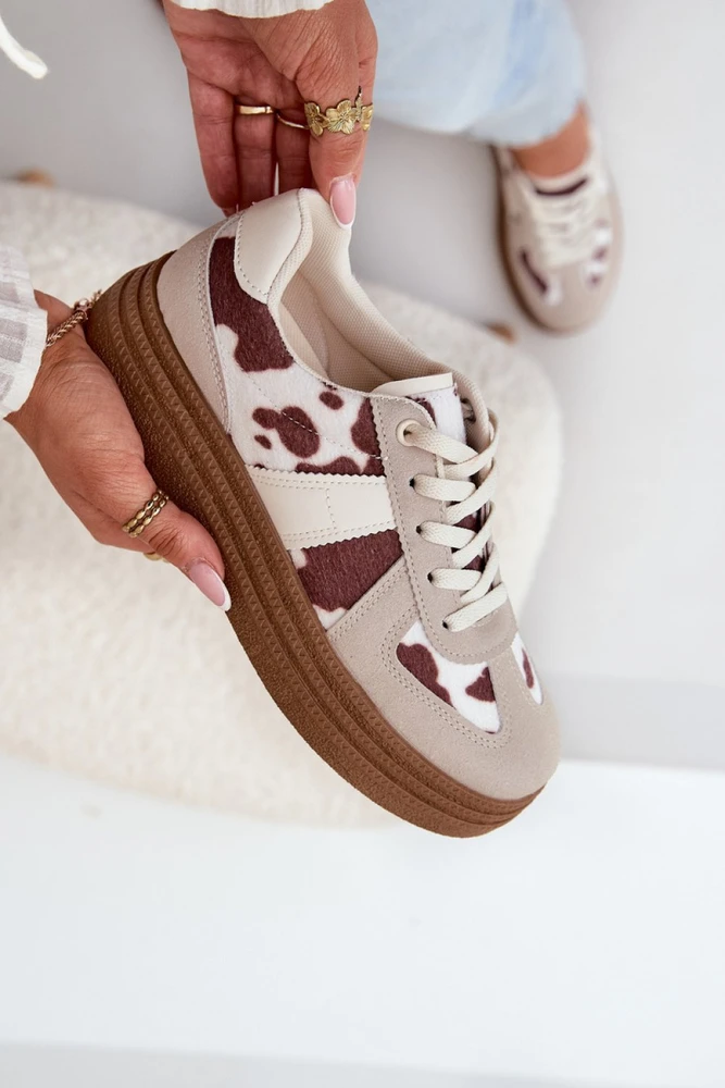 Moteriški sportbačiai su platforma ir dėmėtu raštu Step in style